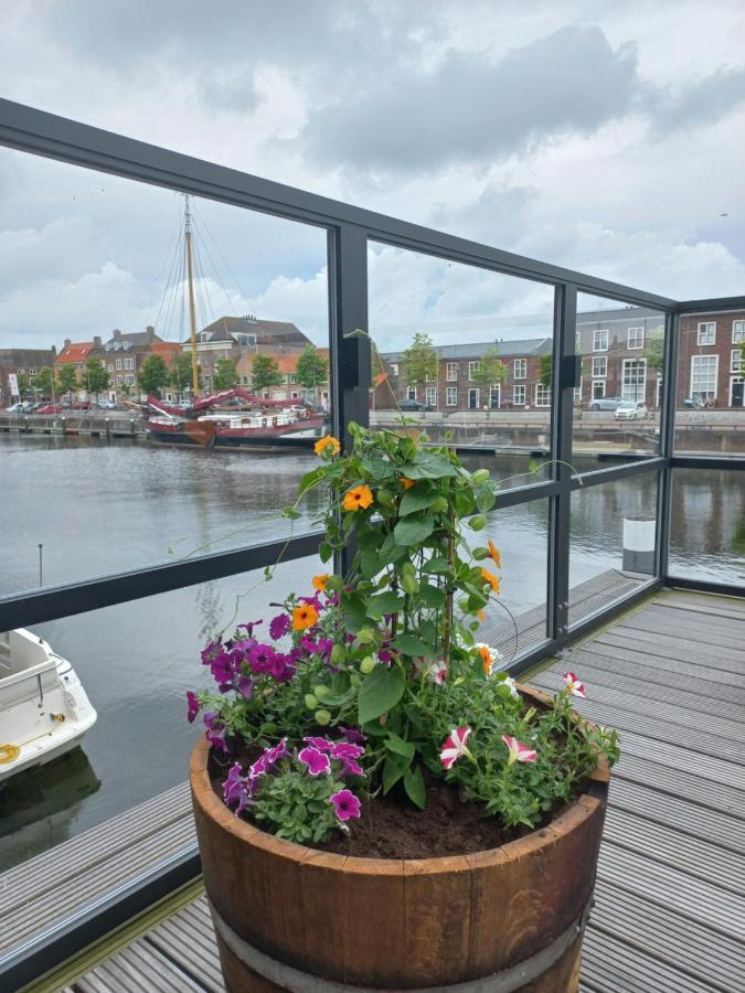Boutique Hotel De Oude Veste Hellevoetsluis Dış mekan fotoğraf